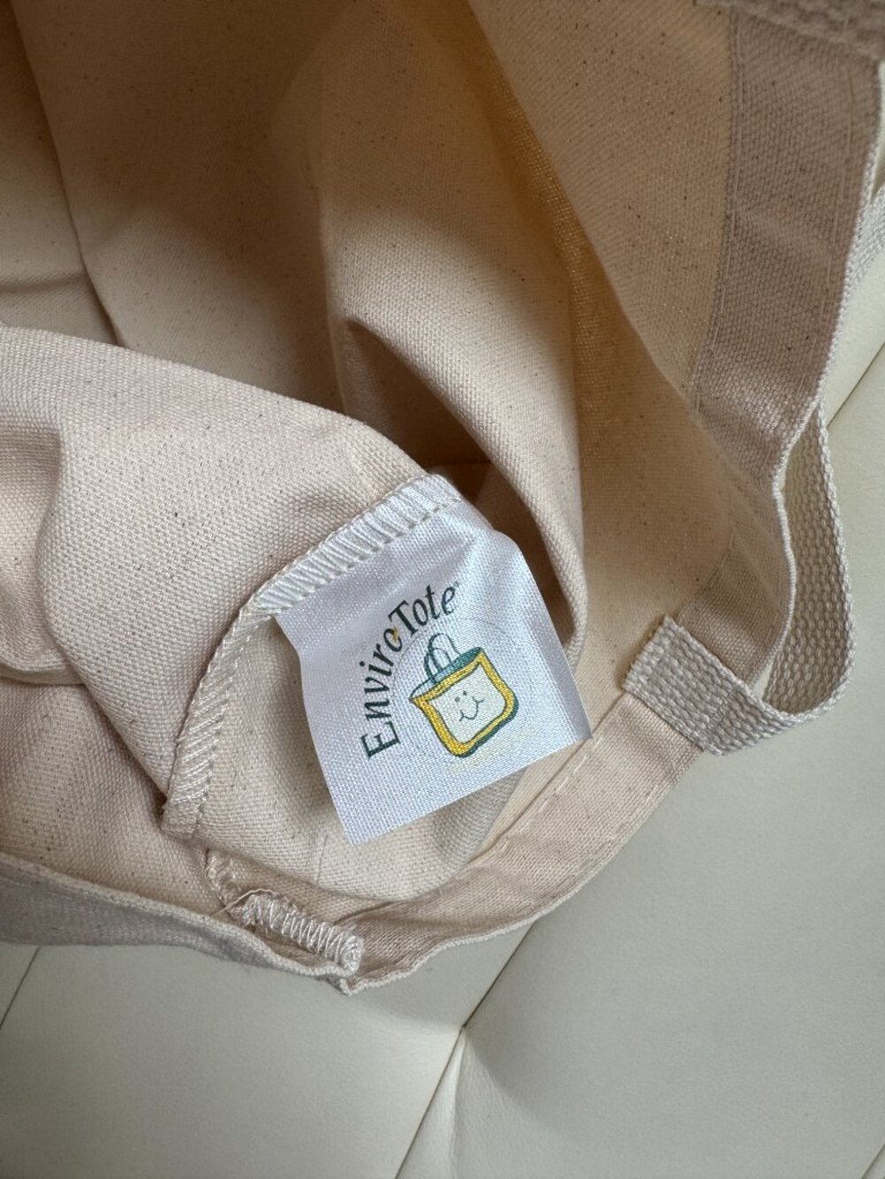 Limited edition Shop Indie Shop Local independent bookstore robot read tote bag - Picture 4 of 5